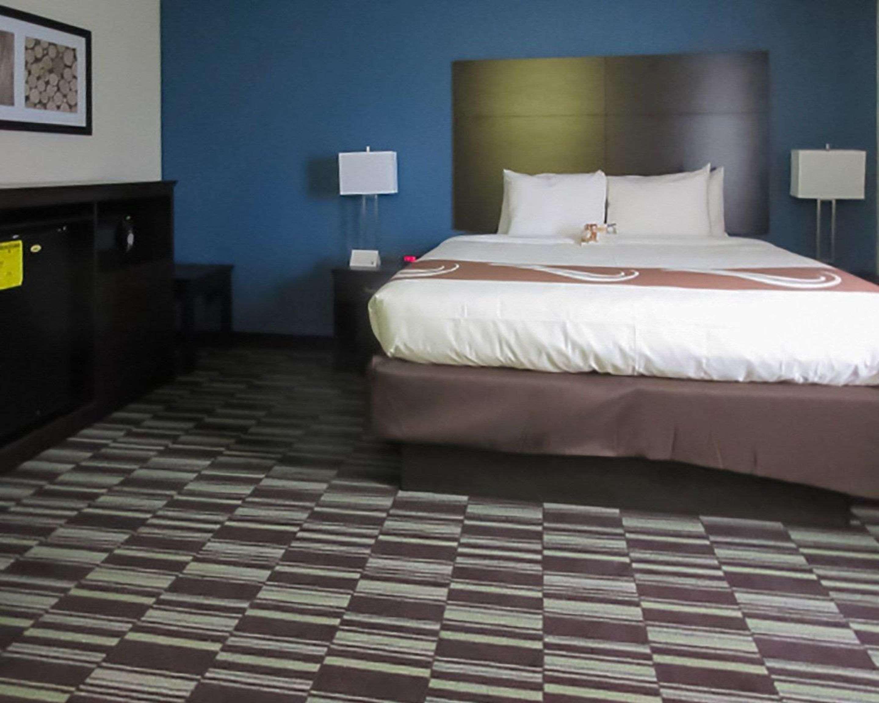 Quality Inn Farmington Exteriör bild